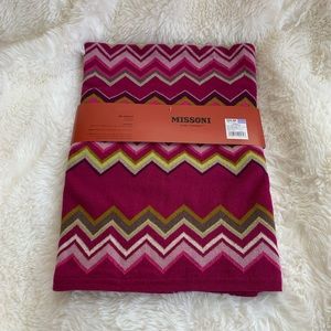Missoni Sweater blanket in pink